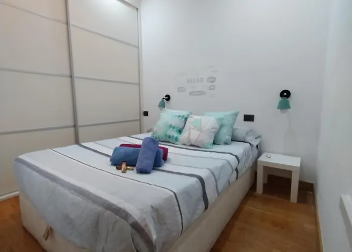 Pleno Centro, Terraza, Principe, 5 Min Casco Vello Y Estacion Ave * Vigo